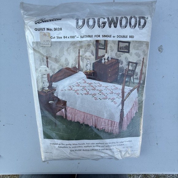 Vintage Bucilla Applique Quilt Kit #3128 Dogwood Single/Double 84x100